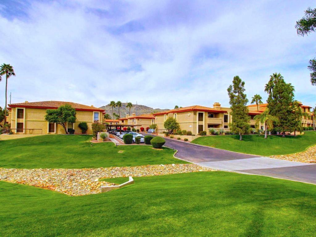 Mountain View Resort: Private Oasis with Year-Round Heated Pools Phoenix Exterior photo