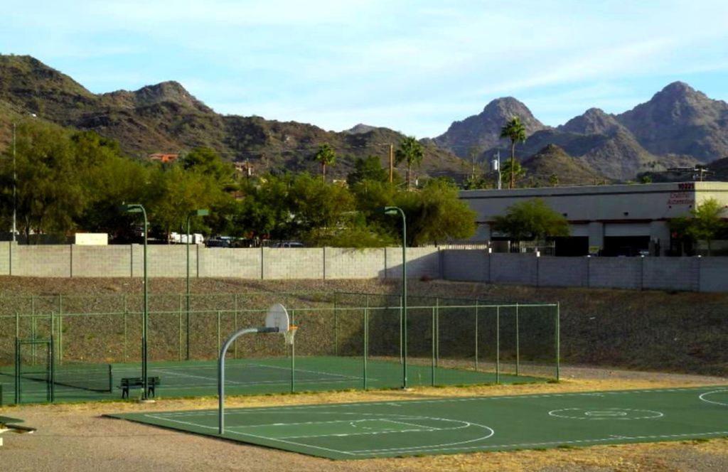 Mountain View Resort: Private Oasis with Year-Round Heated Pools Phoenix Exterior photo