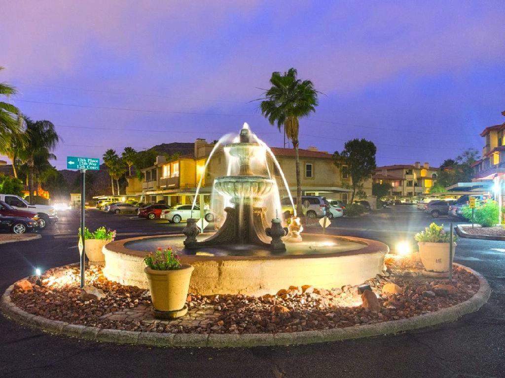 Mountain View Resort: Private Oasis with Year-Round Heated Pools Phoenix Exterior photo